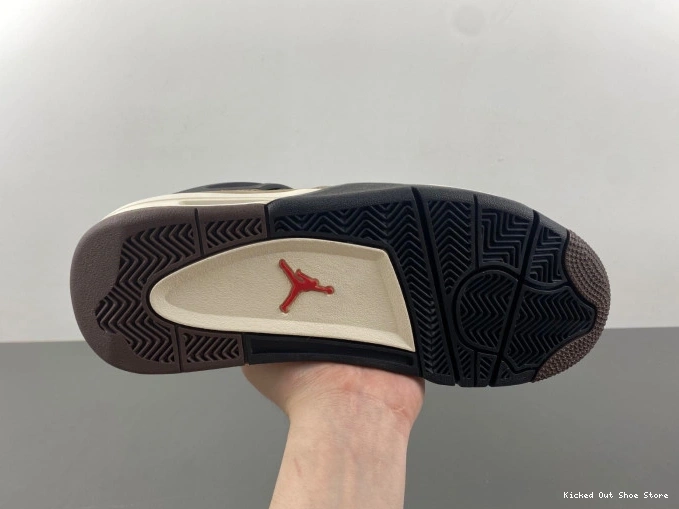 Kicked Out Shoe Store AJ4-882335 x Scott Brown Travis Retro Jordan Air TS 4 0730